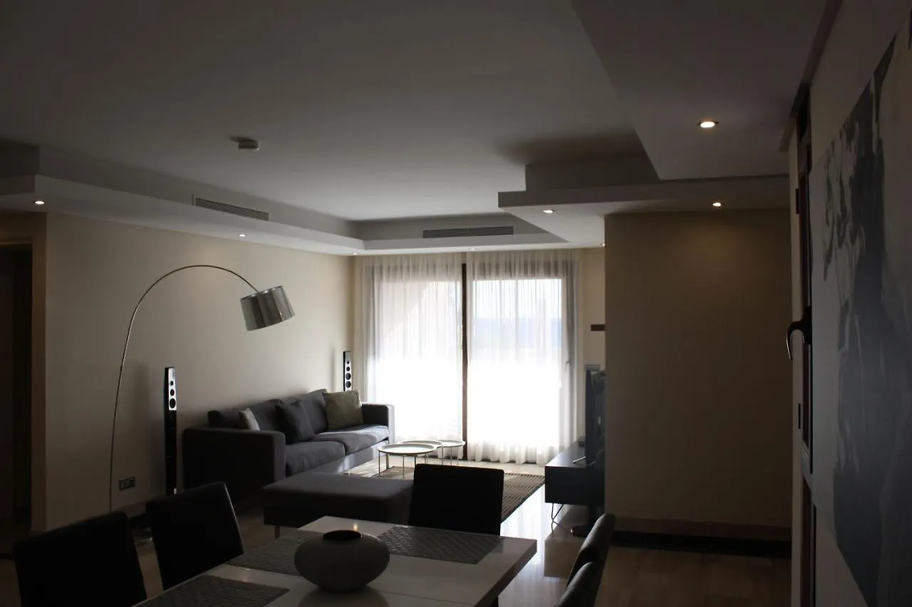 118 - Private Pool - Penthouse Apartment Estepona