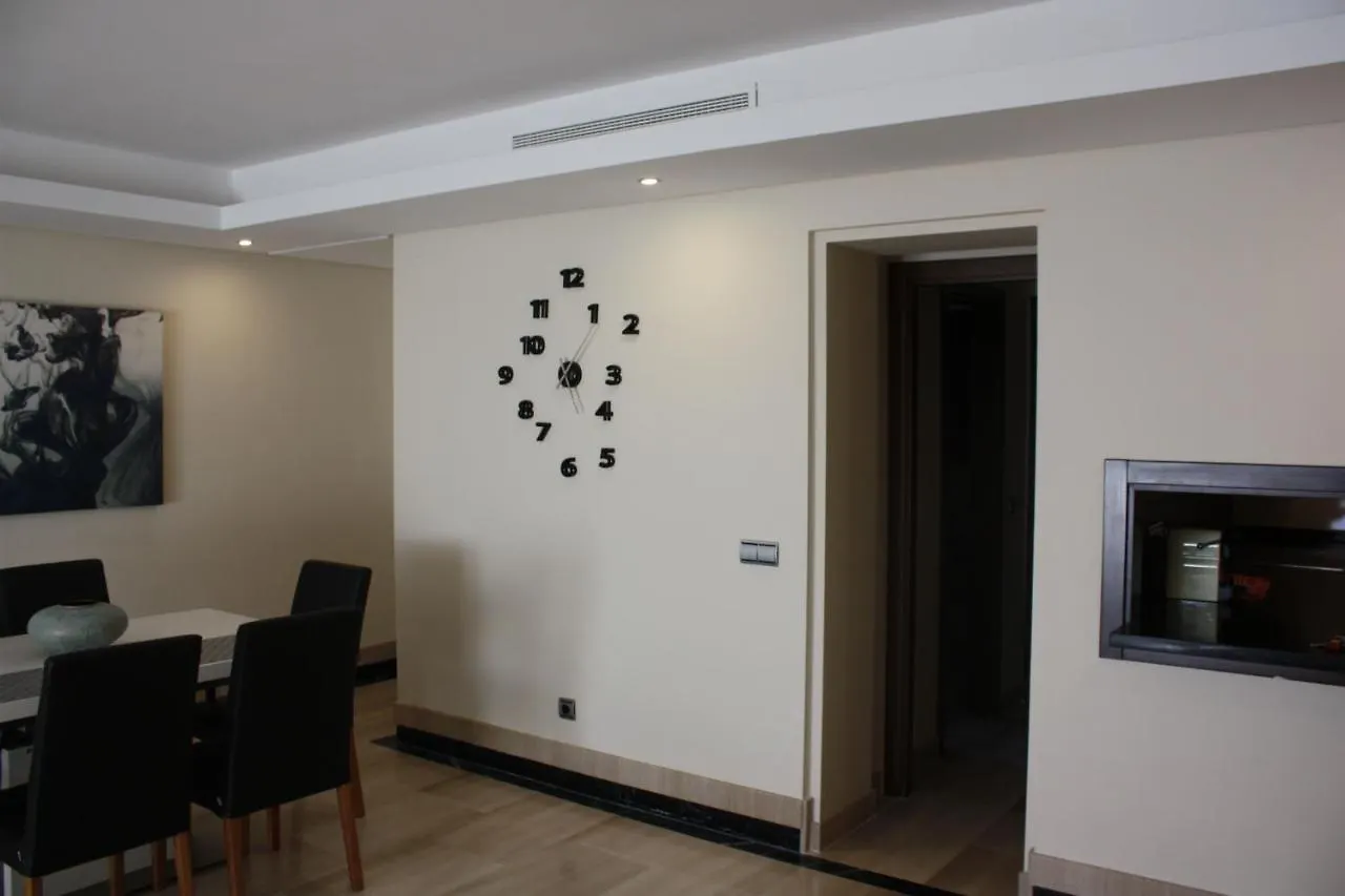 118 - Private Pool - Penthouse Daire Estepona